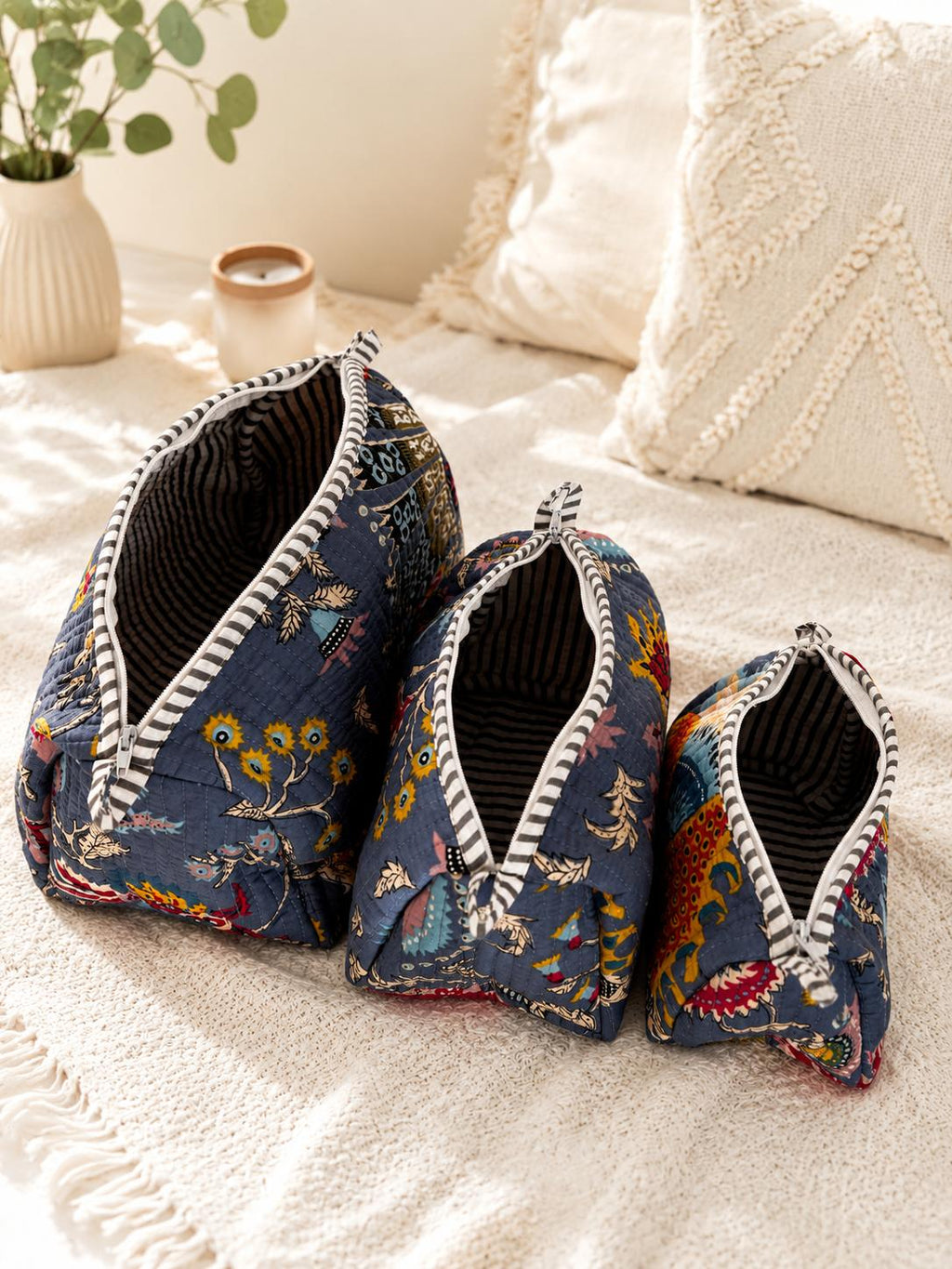 3-Piece Quilted Cotton Makeup Bag Set for Women | Floral Cosmetic Bags | Travel Toiletry Organiser | Large Medium Small Zipper Pouches | Makeup Storage Case | Toiletry Wash Bag | Skincare Organiser | Gift for Her | Lightweight & Reusable