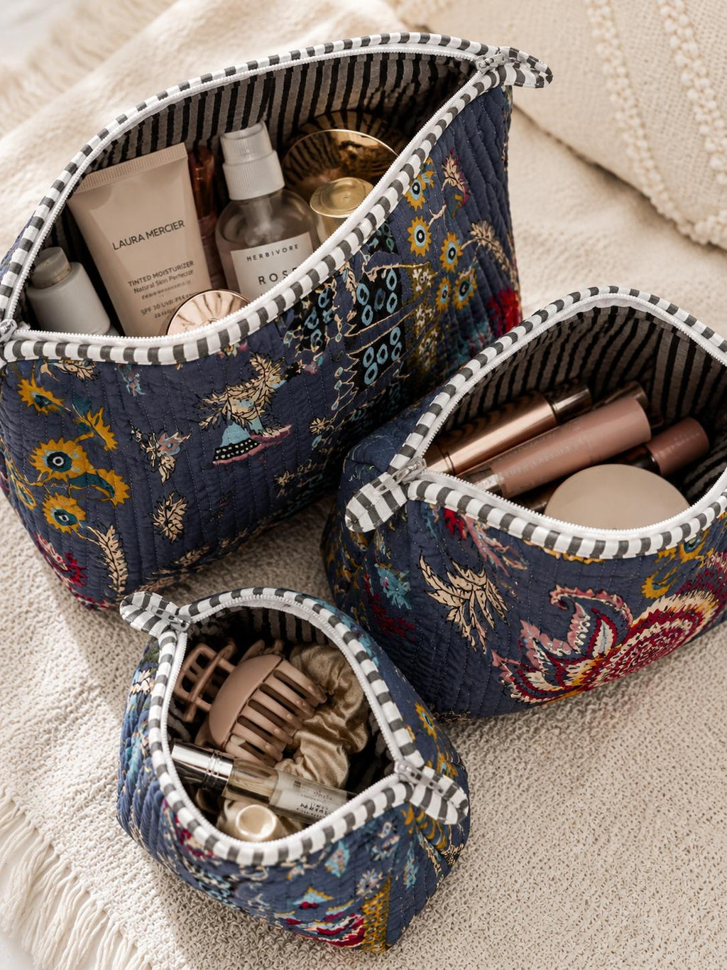 3-Piece Quilted Cotton Makeup Bag Set for Women | Floral Cosmetic Bags | Travel Toiletry Organiser | Large Medium Small Zipper Pouches | Makeup Storage Case | Toiletry Wash Bag | Skincare Organiser | Gift for Her | Lightweight & Reusable