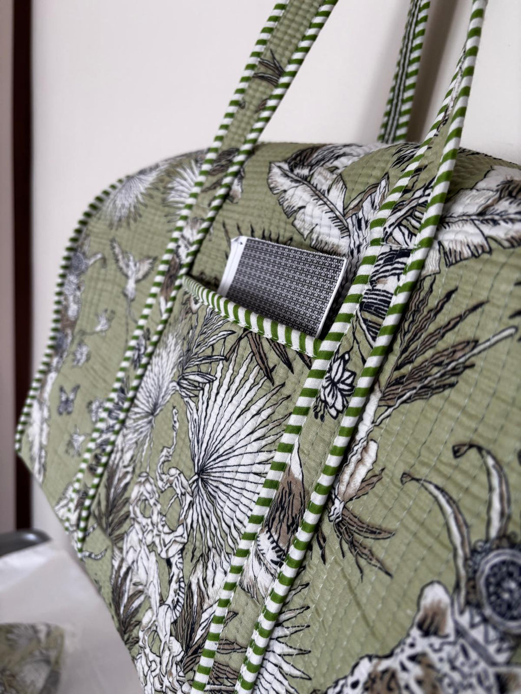 Quilted Cotton Safari Jungle Print Weekender Duffel Bag – Green Travel Holdall for Women
